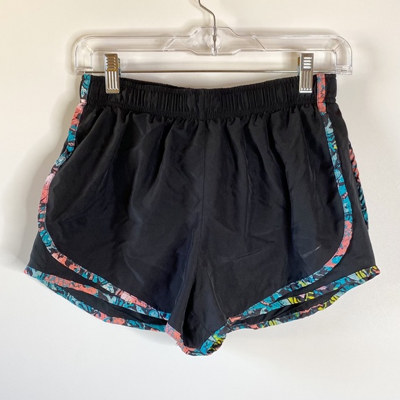 Nike Womens Dri-Fit Running Shorts Sz M Black Colorful Trim Pocket Lined Lightwt - Picture 1 of 10